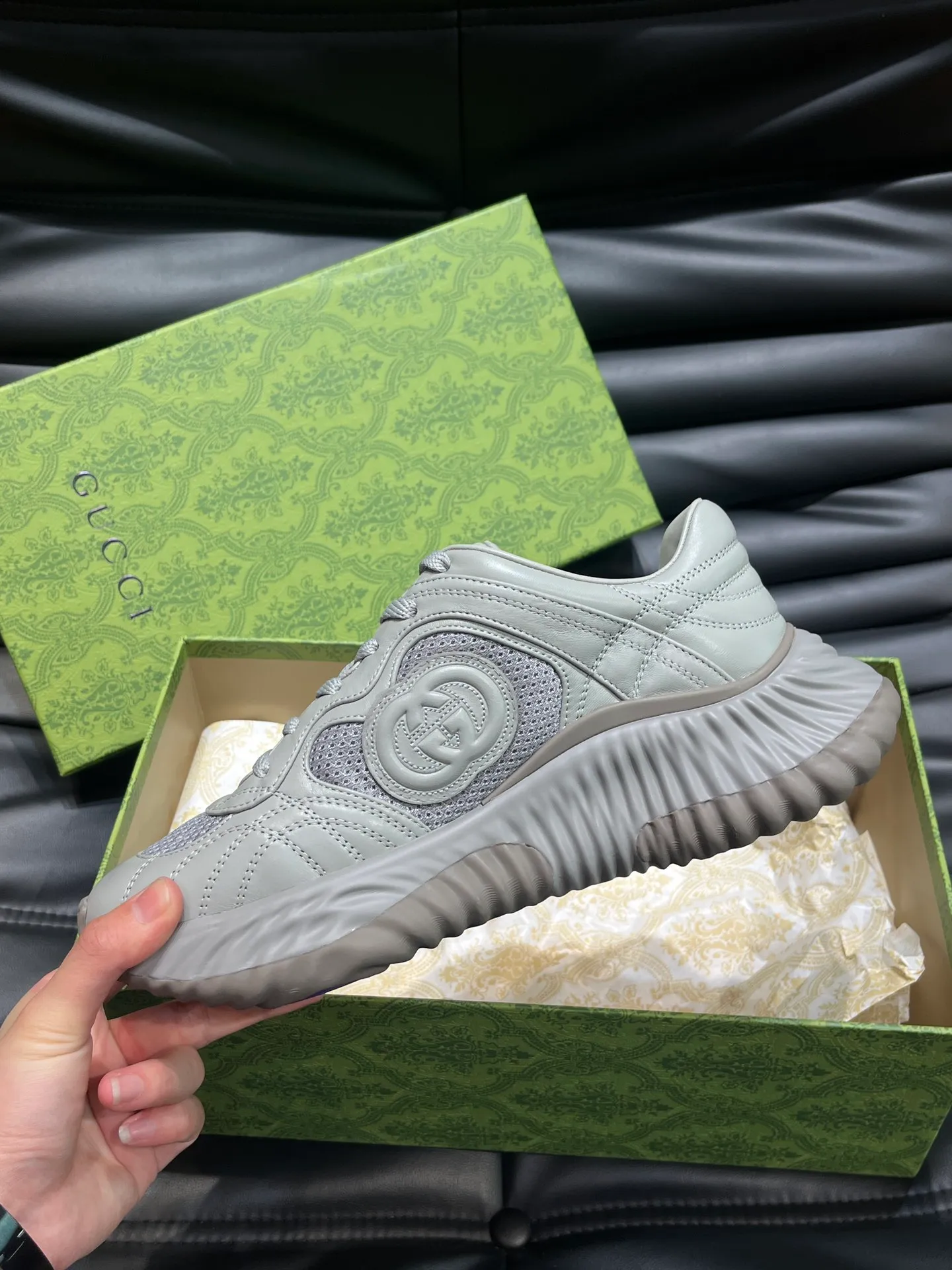 Men's Men's Shoes💰p760 "Gucc*" Ri Men's Men's Shoes💰p Men's Men's Shoes💰ple Series 2024ss👫Couple Style Casual Sports Shoes, buy the original and accurately reproduce it! Restore the quality of details, Gucci Ri men's shoes 💰p men's shoes 💰ple series sports shoes are made with innovative stitching technology to create a flowing texture like water. The leather design is paired with three-dimensional interlocking Double G leather patches and Gucci letter metal accessories, creating a free flowing texture of the entire shoe with a 3D effect. A classic and versatile piece that feels super comfortable on your feet! Female 35-40 Male 38-45